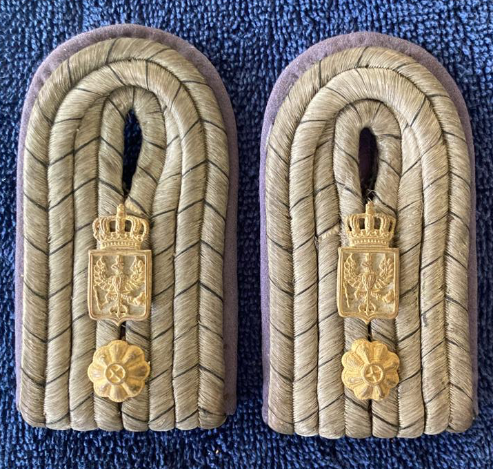 Pair of Prussian Beamte Shoulder Boards