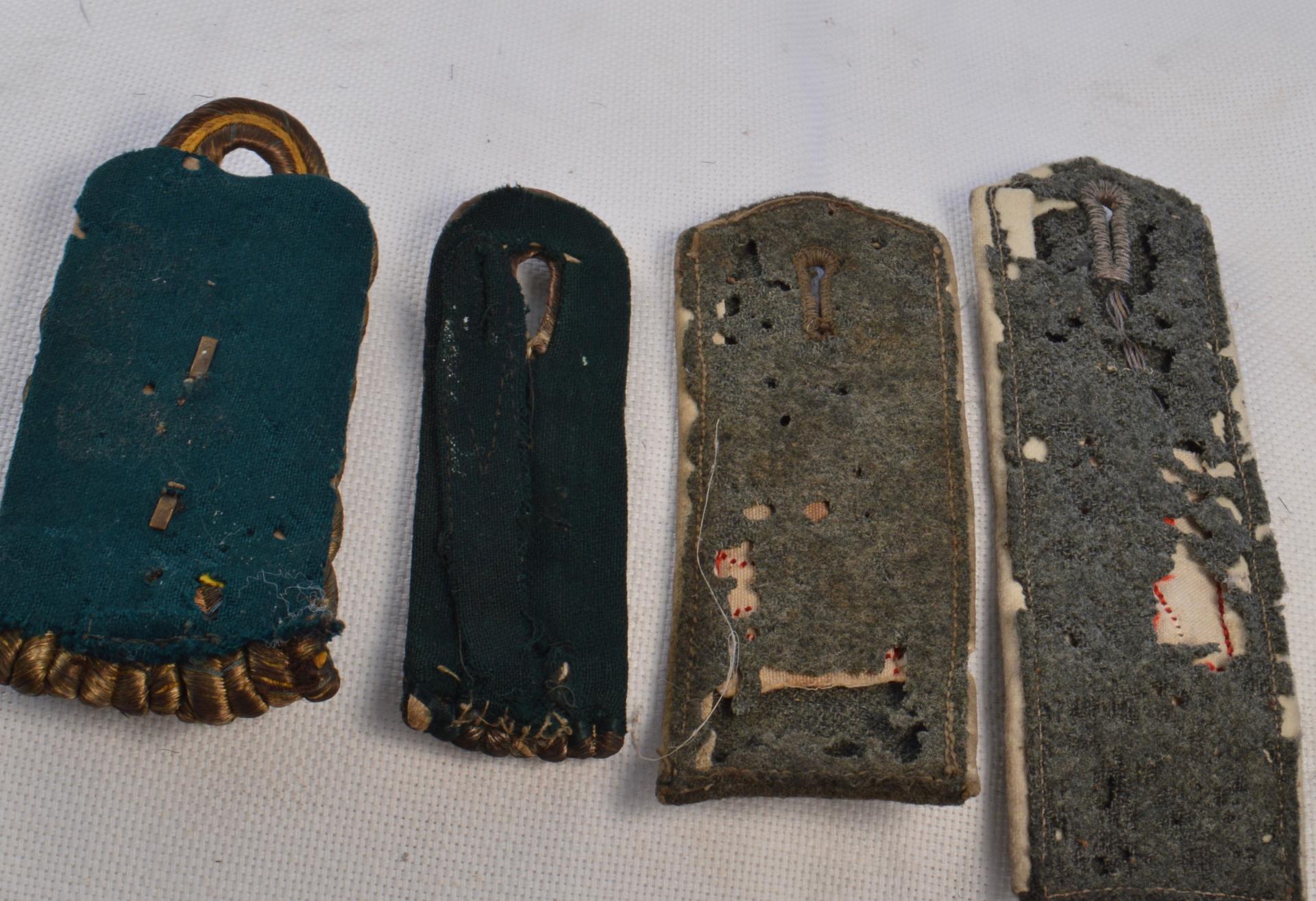 4 single shoulder boards or various units