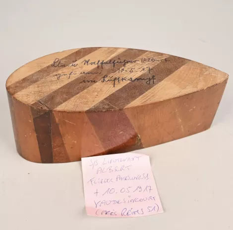 WW1 Airplane Propeller Segment named to the KIA Pilot Visuel