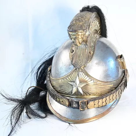 French Hussar Helmet model 1910. Visuel