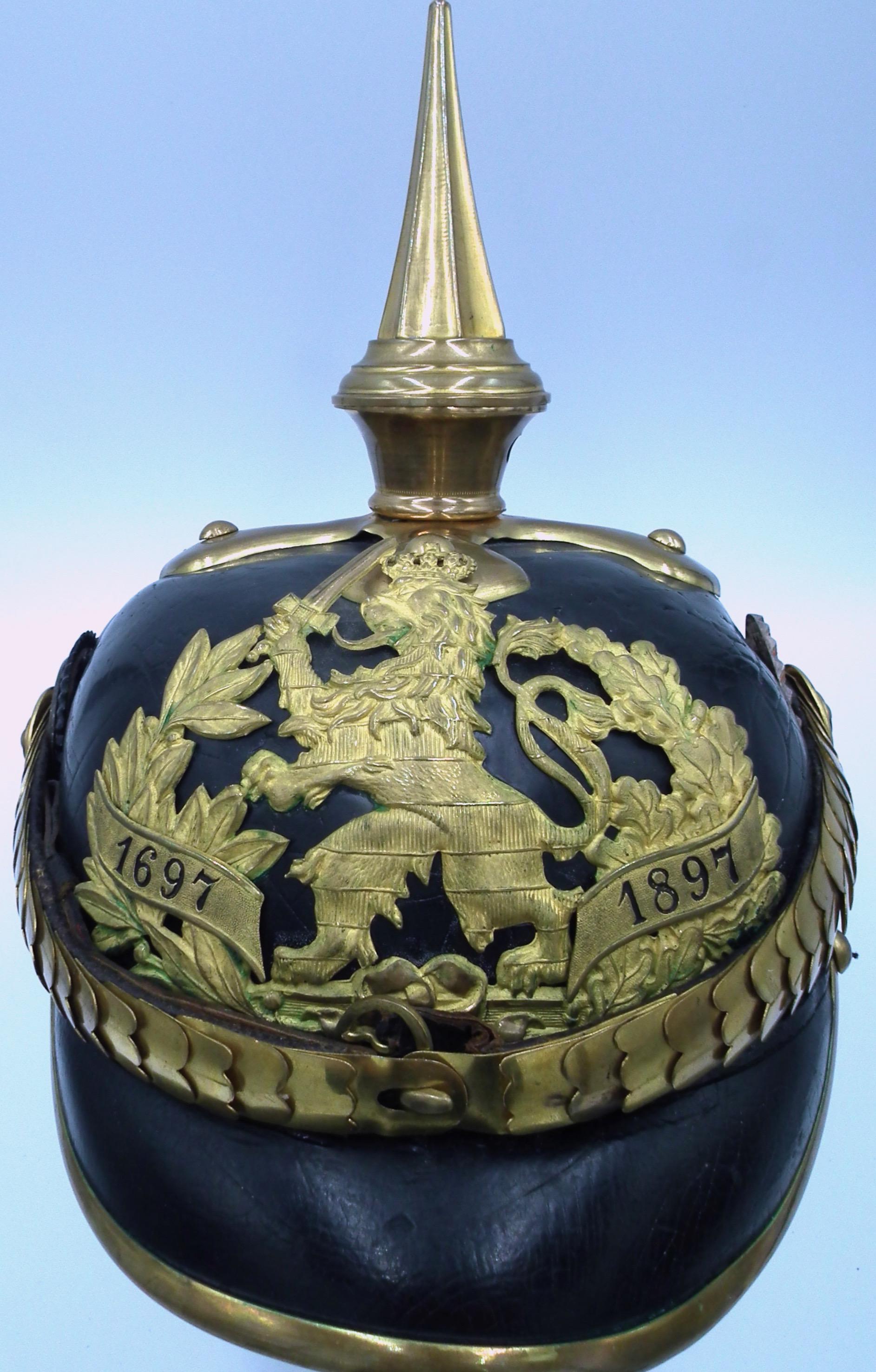 Hessen 117th Leib-Garde Officer Pickelhaube