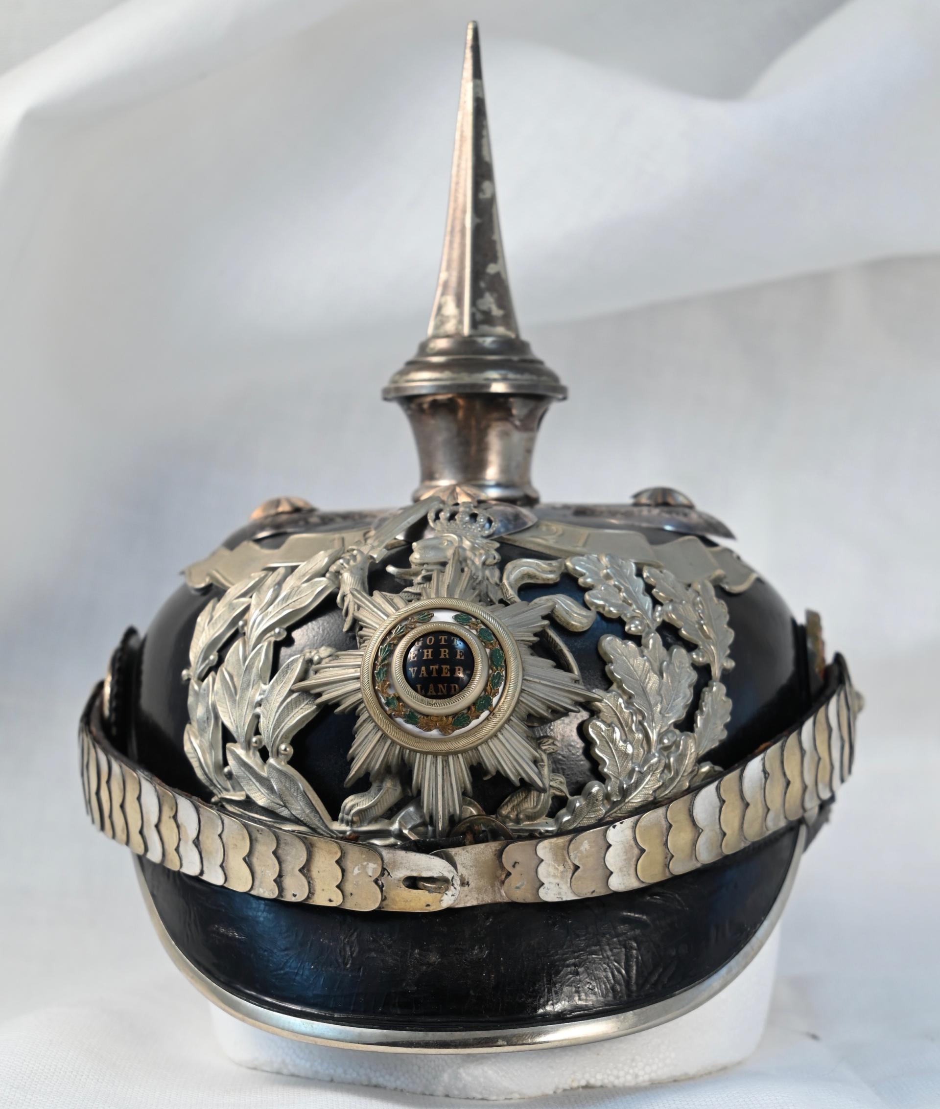 Hessen 115th Leib-Garde Infantry Officers Pickelhaube