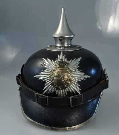 Saxon 22nd Pioneer Batalion Enlisted Pickelhaube Visuel