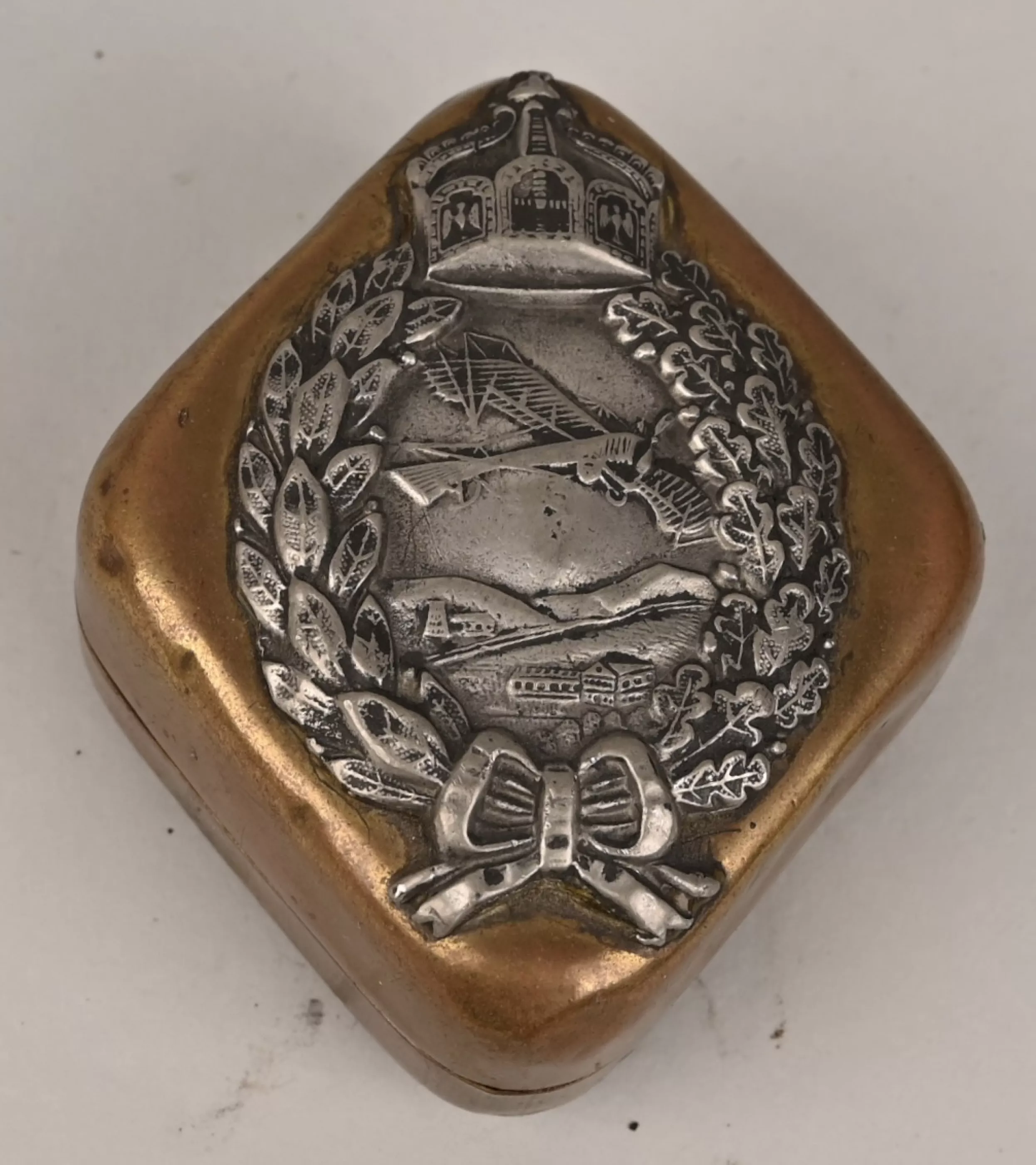 international tobacco king of prussia Imperial Prussian Tobacco Box with Flugzeugfüher badge - Uniforms / Other