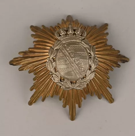 Saxon Officers Frontplate Visuel